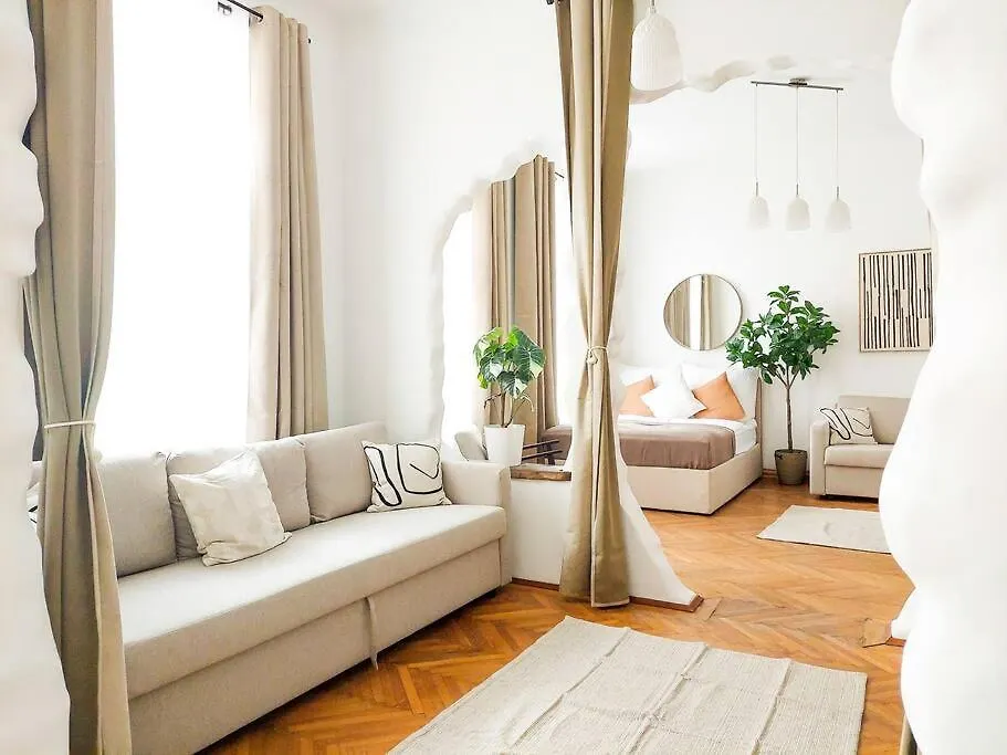 Appartement Hidden Garden - 160 M² - Min To City Shuttle à Vienne
